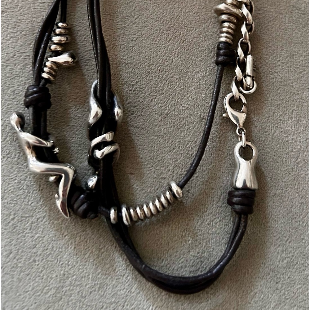 Uno de 50 Skalator necklace with dust bag.